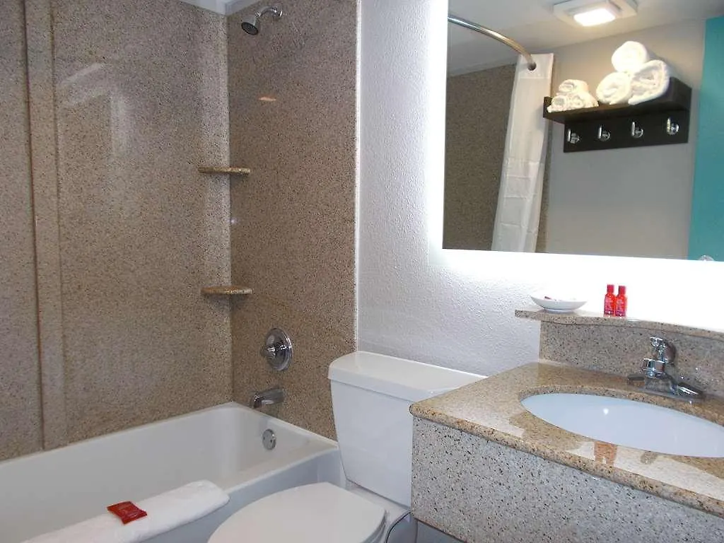 Hotel Surestay Studio By Best Western Virginia Beach Oceanfront